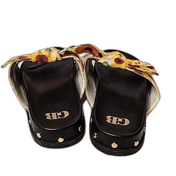Sandals Sunflowers Bows Studs Goldtone Size 10 New without Tags - Picture 5 of 7